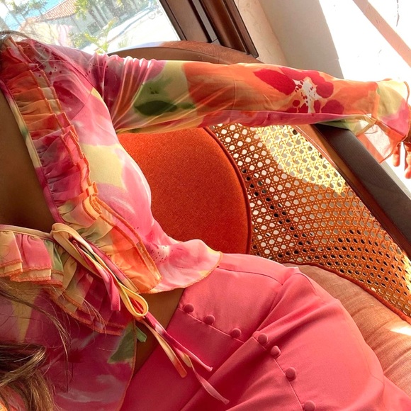 With Jean Fifi Ruffle Blouse - Picture 9 of 16